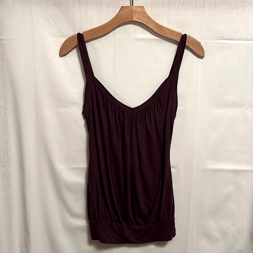 ARITZIA Talula V-Neck Tank Top // Size XS